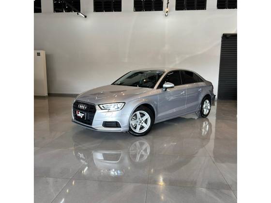 AUDI A3 1.4 TFSI FLEX SEDAN PRESTIGE TIPTRONIC